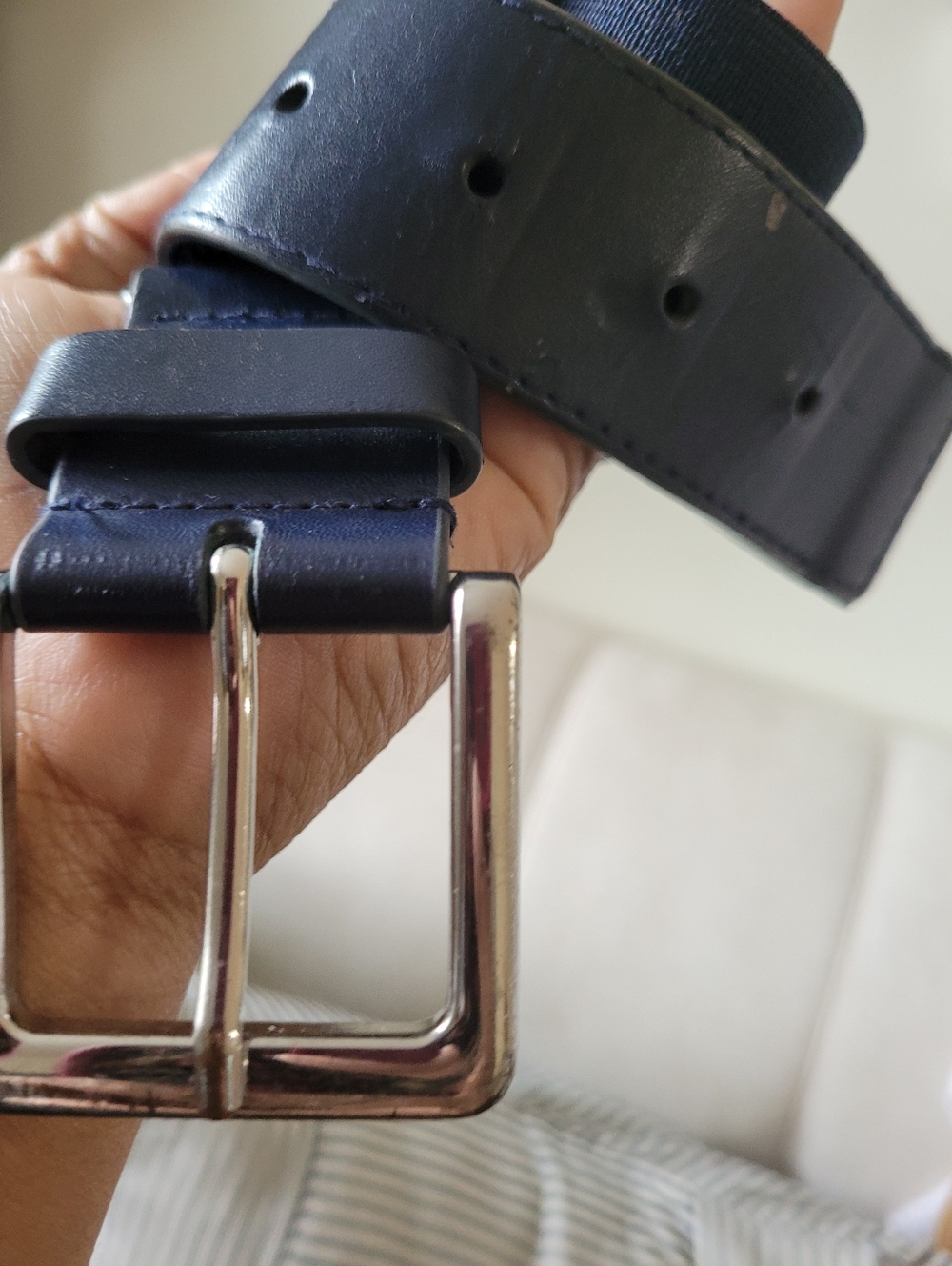 Under Armour Men's Navy  Belt - Silver Buckle Stretches Adjustable - Picture 5 of 11